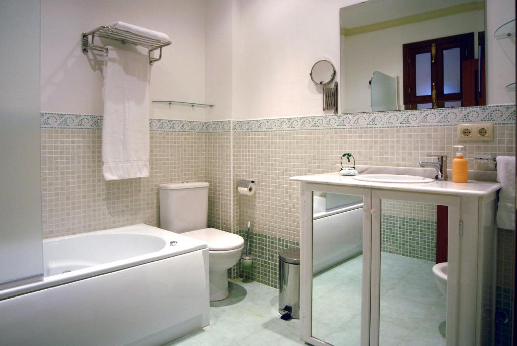 Alojamiento Tartessos Guest House Villamanrique De La Condesa Ruang foto